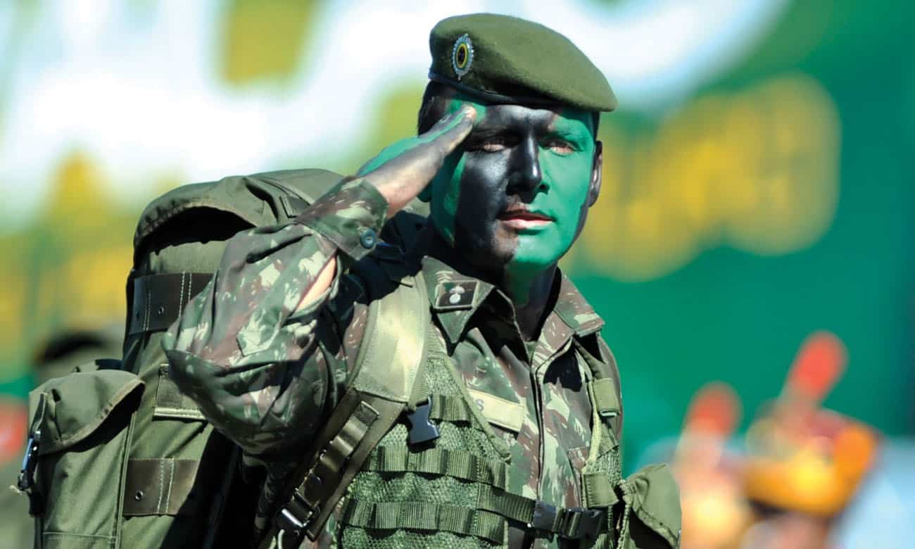 Exército brasileiro convoca licenciados para Exercício de