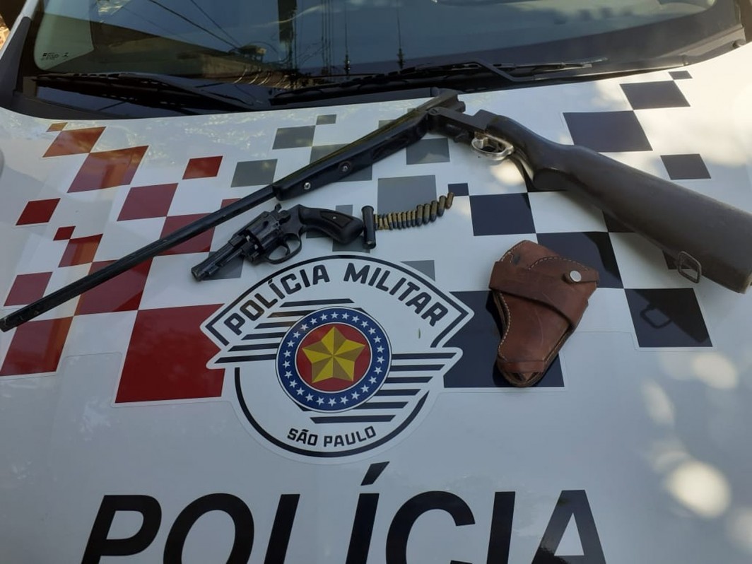 Após Denúncia Polícia Militar Apreende Armas De Fogo E Munições Em Rancharia