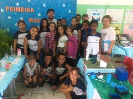 Alunos da EMEF Prefeito Atílio Sani de Sagres realizam 1 ª Mostra de Trabalhos da Água