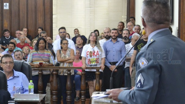 Vereadores acatam denncia contra Prefeito de Tup em noite agitada na Cmara Municipal