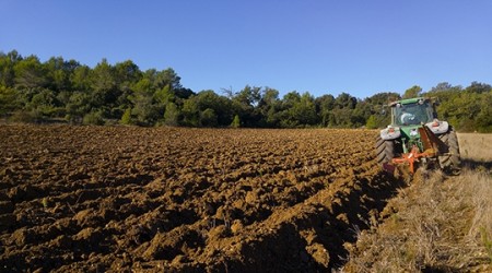 Patrulha Agrícola está à disposição dos pequenos e médios produtores rurais de Adamantina