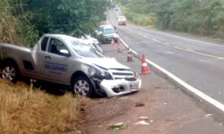 Estouro de pneu resulta em capotamento de viatura funerária de Pacaembu na SP-294