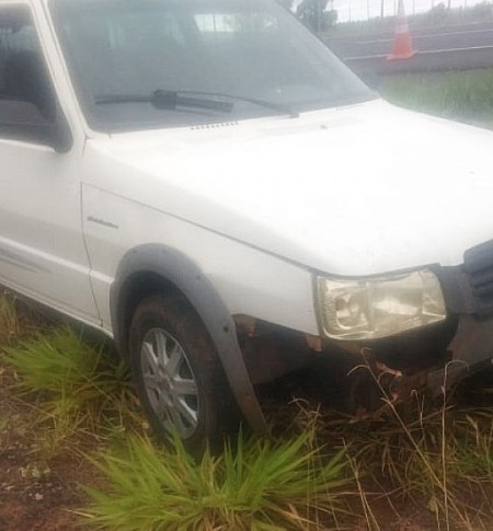 Carro e Caminhão se envolvem em colisão na SP-294, em Quintana