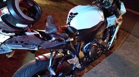 Motoqueiro fica gravemente ferido em acidente na SP-294