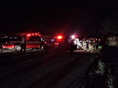 Acidente deixa quatro mortos na Rodovia Júlio Budisk, em Alfredo Marcondes