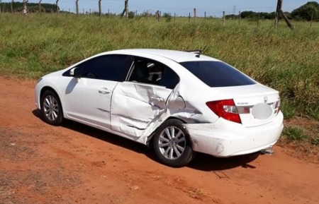 Quatro carros e um caminhão se envolvem em acidente na rodovia Bastos - Iacri