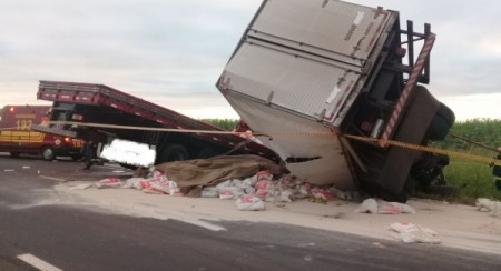 Morre a segunda vítima de acidente envolvendo dois caminhões na SP-425