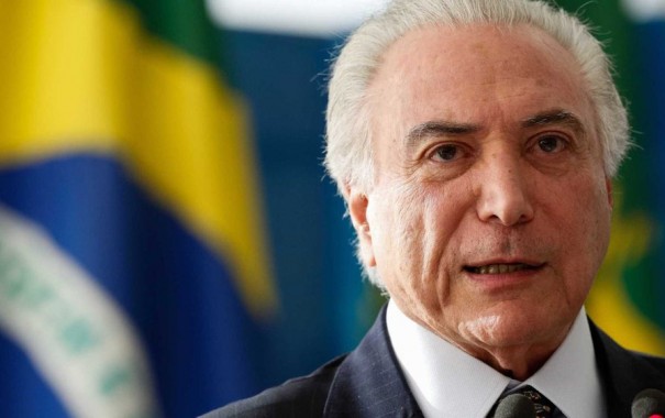 Aps seis dias preso, Temer diz que aguardou soltura 'com serenidade'