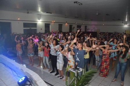 Carnaval: 8° Alegra Cristo reúne pouco mais de 200 jovens