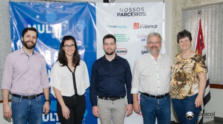 Equipe da J. Quintino apresenta prévia dos dados econômicos ao Multiplic