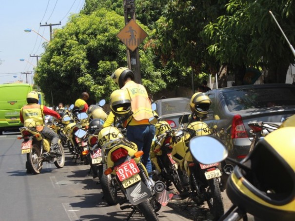 Operao lacra cinco agncias de mototxi sem alvar de funcionamento e AVCB em Presidente Prudente