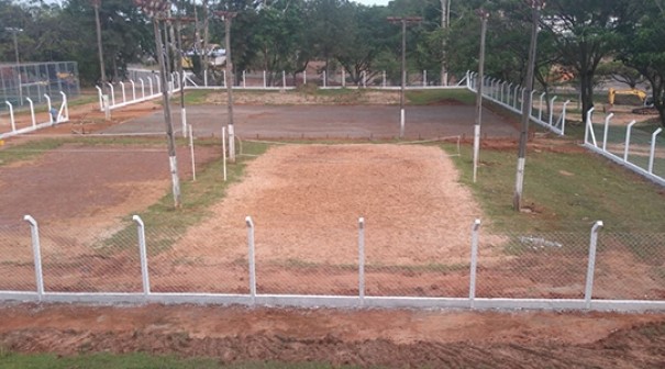 Com convnio conquistado em 2013, so iniciadas obras em estrutura esportiva no Parque dos Pioneiros