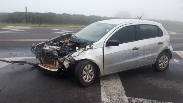 Duas pessoas ficam feridas em uma coliso na SP 294