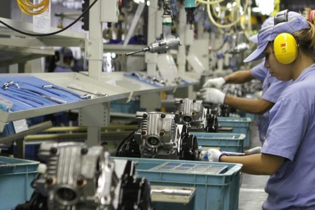 Confiança de empresário industrial fica estável em setembro