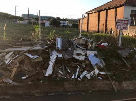 Secretaria de Agricultura e Meio Ambiente de OC alerta para depósitos irregulares de lixo e a proliferação de dengue