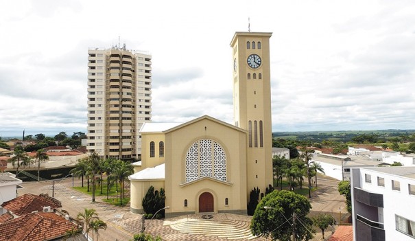 Sino da Matriz de Santo Antnio toca duas vezes ao dia para fiis rezaram contra avano do coronavrus em Adamantina