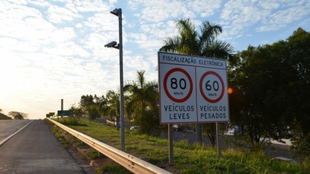 DER SP ir publicar localizao de todos os radares em rodovias paulistas