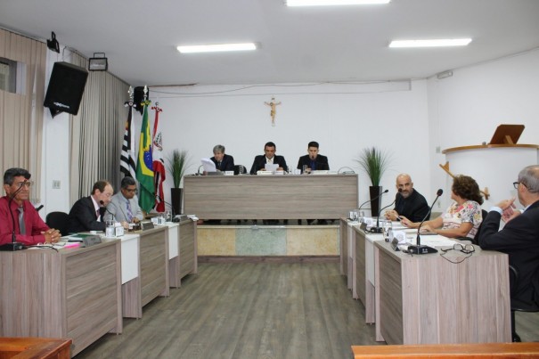 Contas de 2019 do Legislativo municipal de Adamantina so aprovadas