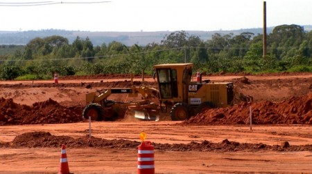 Concessionária da SP-294 alega pandemia e quer revisão no preço do pedágio