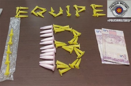 Polícia Militar de Tupã prende indivíduo e apreende crack e cocaína