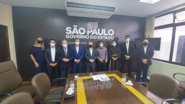 Prefeitura de Adamantina apresenta projeto de Regionalizao e Integralizao da Sade a Secretaria de Sade do Estado 