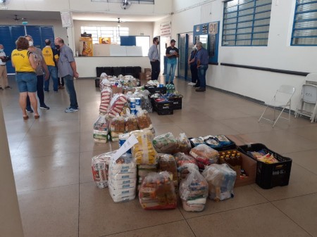 Pedal Solidário distribui mais de 1.500 kg de alimentos para entidades de Osvaldo Cruz