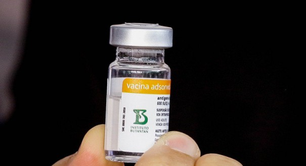 Marlia vai receber mais 15,7 mil doses da CoronaVac para distribuir aos municpios vinculados