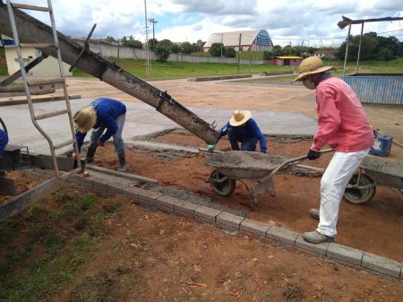 Prefeitura de Rinópolis promove melhorias no poliesportivo