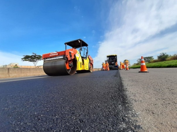 Obras no pavimento mobilizam equipes de Assis a Martinpolis