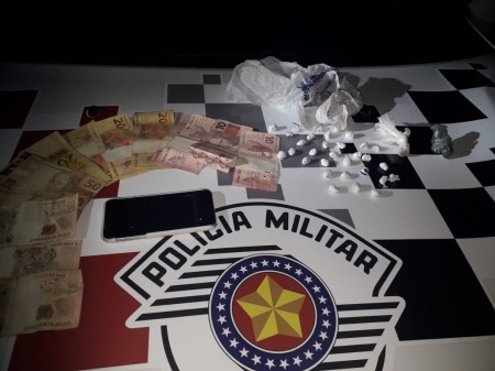 Polícia Militar prende homem por tráfico de drogas, em Lucélia