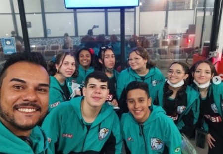 Equipe de robótica do Sesi de OC participa do primeiro evento internacional de Robótica realizado no Brasil