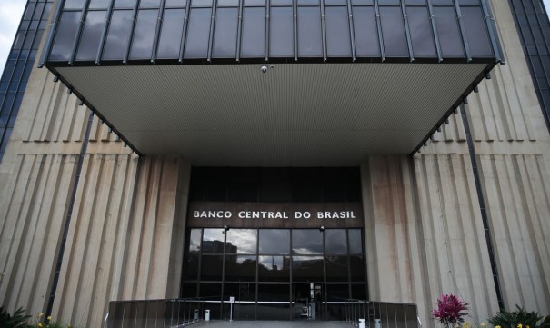 Consulta do Banco Central de valores a receber esquecidos em bancos: veja calendrio de liberao