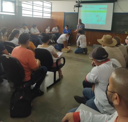 Secretaria de Saúde de Adamantina em parceria com o Pelotão do Corpo de Bombeiros capacita 120 colaboradores em Suporte Básica de Vida (SBV)