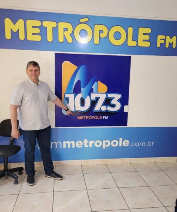 Rdio Metrpole FM recebeu o Pr-candidato a Governador de SP, Tarcsio Gomes de Freitas