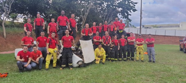 Peloto do Corpo de Bombeiros de Adamantina, Osvaldo Cruz e Dracena participam de Treinamento de Salvamento Veicular