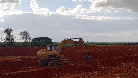 Cetesb interdita aterro sanitário de Dracena e lixo urbano recolhido fica retido em caminhões