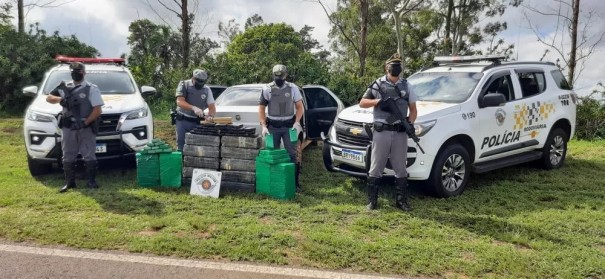 Fiscalizao apreende carga de mais de 300kg de maconha em carro na estrada que liga Maripolis e Pracinha