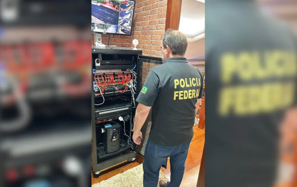 Polícia Federal prende ex-funcionário suspeito de desviar mais de R$ 10 milhões de sistema de devolução de armas