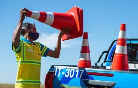 Obras na Rodovia Assis Chateaubriand interditam alça de acesso à SP-270, em Presidente Prudente