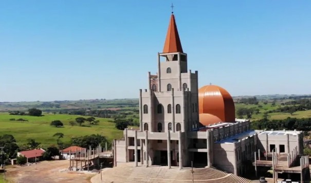 Ainda em obras, Santurio de Santo Expedito recebe primeira missa nesta quarta-feira