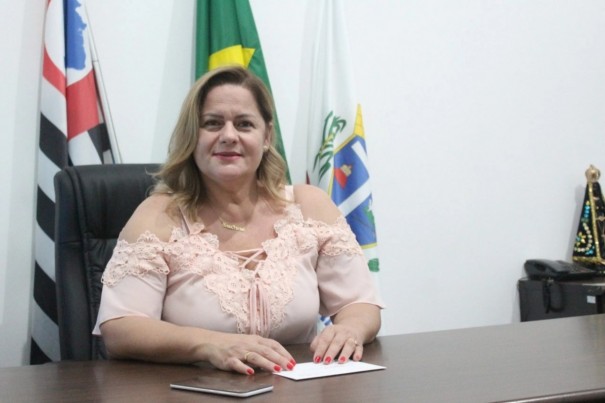 Prefeita Sonia Gabau pede liberao de R$ 900 mil para obras de infraestrutura