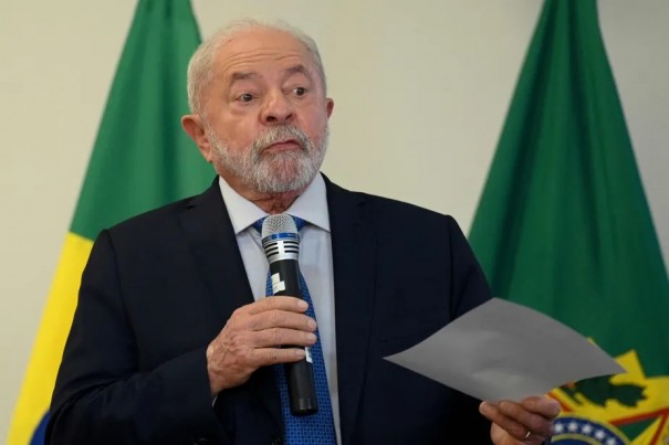 Lula confirma aumento da faixa de iseno do IR para R$ 2.640 e reajuste do salrio mnimo