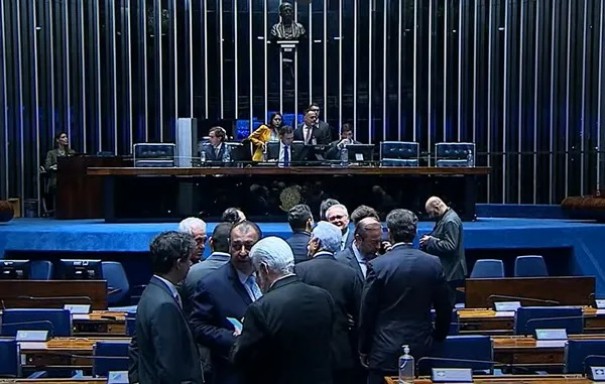 Senado aprova interveno federal na segurana pblica do DF