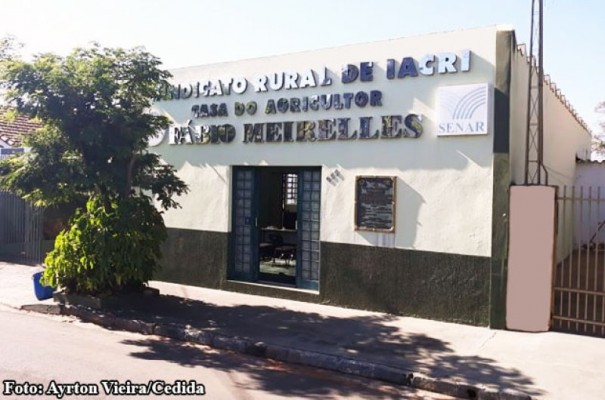 Sindicato Rural de Iacri recebe inscrio para curso profissionalizante de bordado