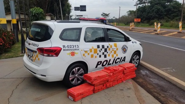 Polcia apreende carregamento de maconha em rodovia de Flornea