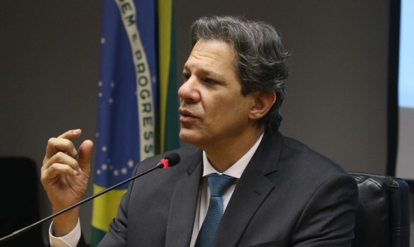 Governo vai propor fim dos juros sobre capital prprio, diz Haddad