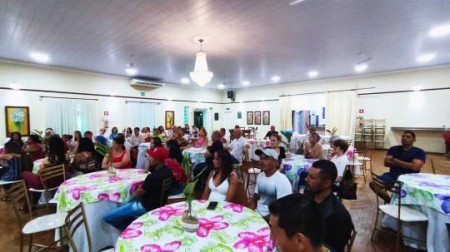 Cooperativa de Catadores de Osvaldo Cruz recebe EPI's doados pelo Rotary Club