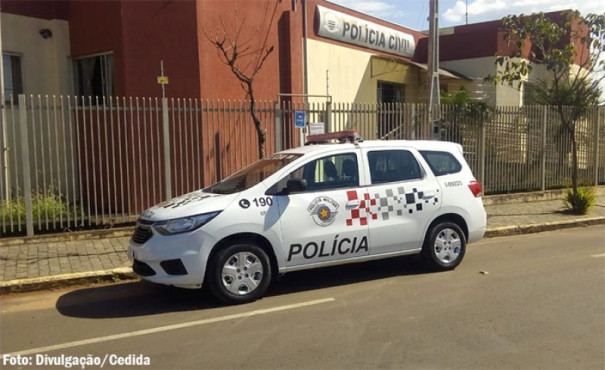 Bandidos furtam dinheiro e armas de fogo de comércio em Herculândia