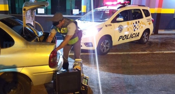 Polícia Rodoviária apreende máquinas caça-níqueis e peixes fora da medida na base de Tupã