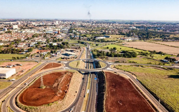 Trânsito na SP-333 passa por alterações de tráfego para finalização de obras